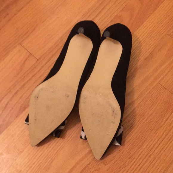 Shoes - Picture 4 of 6